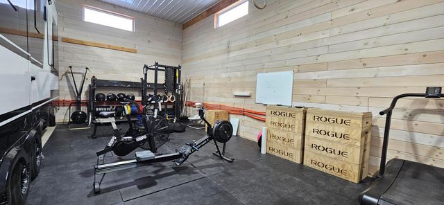 7700 State Route 95, Fredericktown, OH 43019