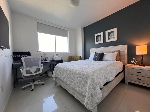 7751 NW 107th Ave 705, Doral, FL 33178