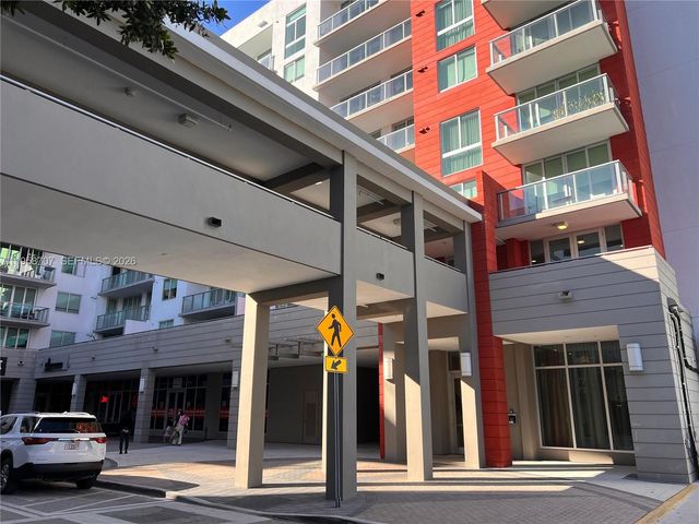 7751 NW 107th Ave 705, Doral, FL 33178