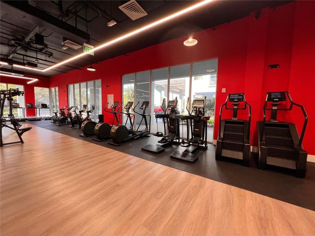 7751 NW 107th Ave 705, Doral, FL 33178