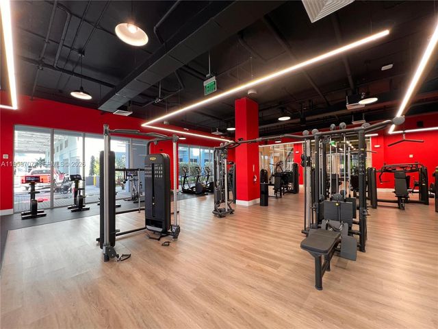 7751 NW 107th Ave 705, Doral, FL 33178