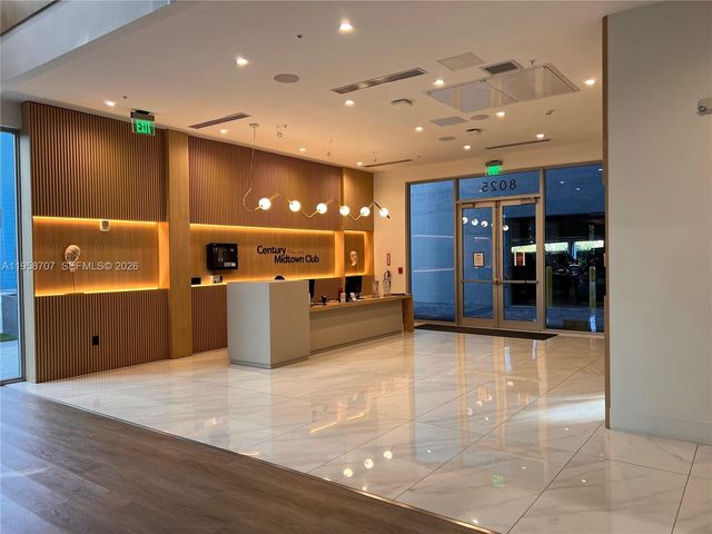 7751 NW 107th Ave 705, Doral, FL 33178