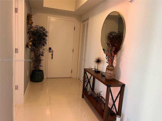 7751 NW 107th Ave 705, Doral, FL 33178