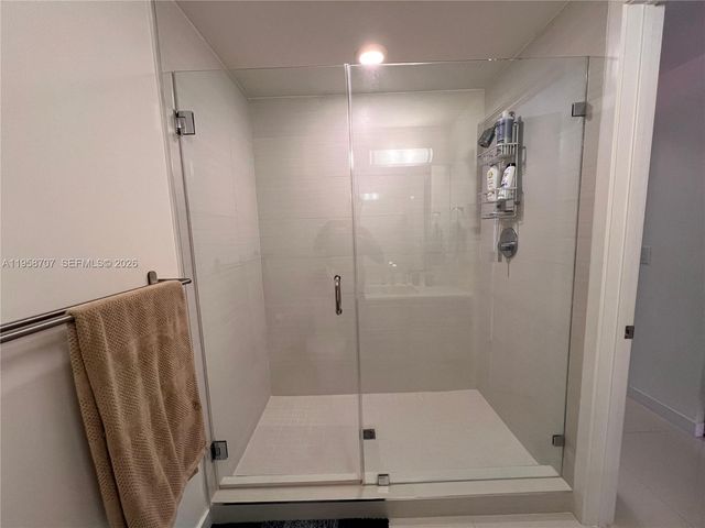 7751 NW 107th Ave 705, Doral, FL 33178