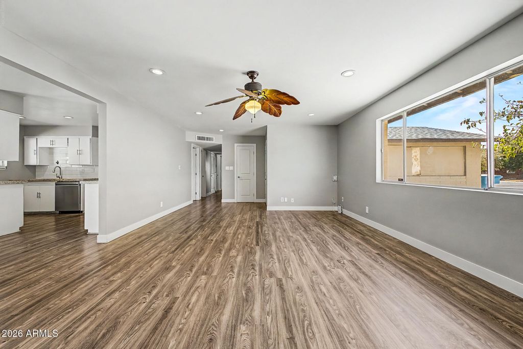 6701 N 42ND Drive, Phoenix, AZ 85019 — photo 3