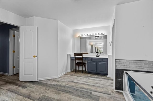 298 Green View RD, Moyock, NC 27958