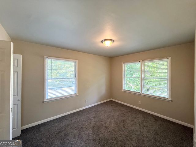 3040 Barksdale Circle, East Point, GA 30344