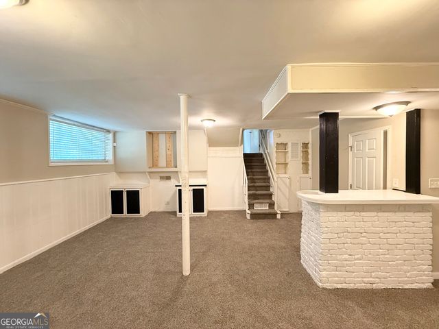 3040 Barksdale Circle, East Point, GA 30344