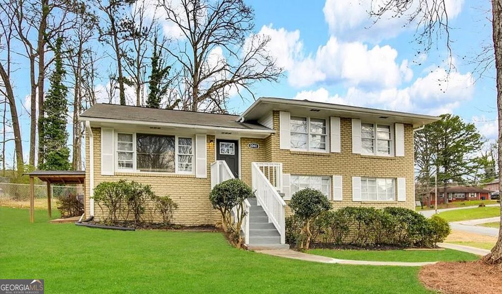 3040 Barksdale Circle, East Point, GA 30344