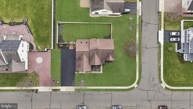 74 KELLY WAY, Monmouth Junction, NJ 08852
