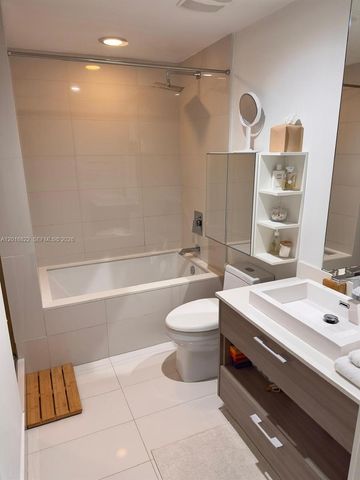 1300 S Miami Ave 1709, Miami, FL 33130