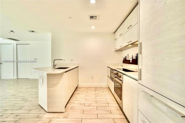 1300 S Miami Ave 1709, Miami, FL 33130