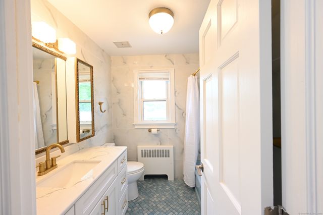 34 River Street, East Haven, CT 06512