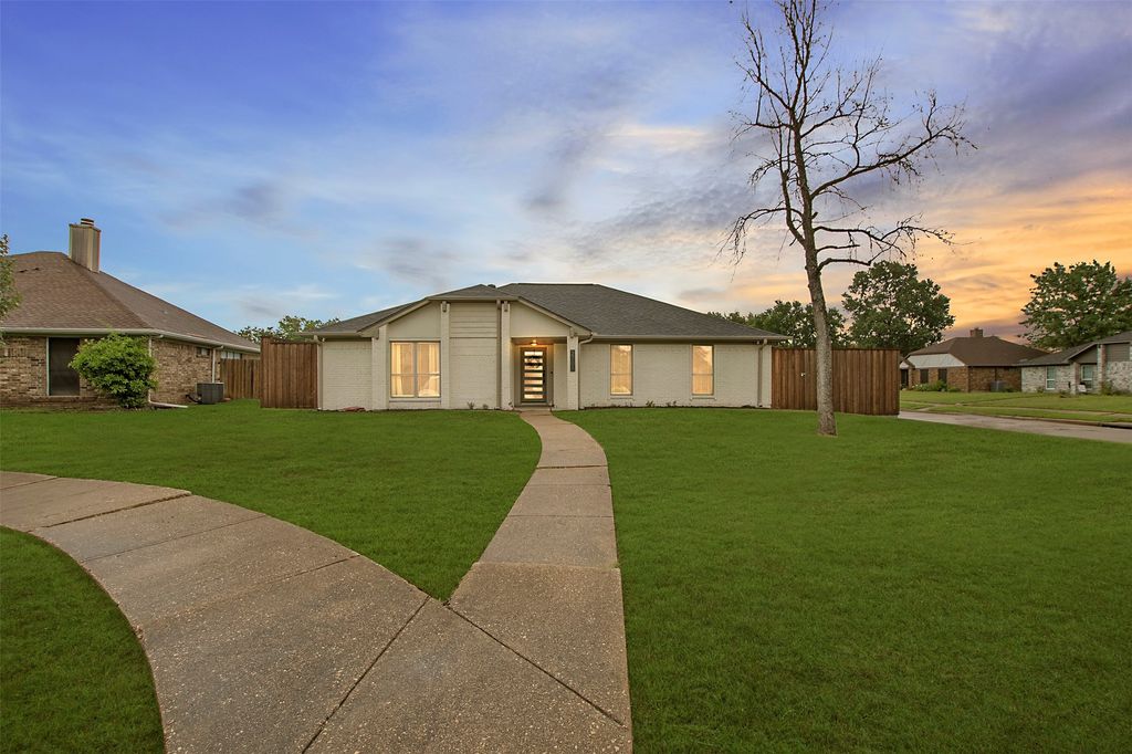 2701 Kyle Road, Rowlett, TX 75088