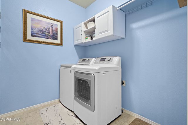 7866 ENCHANTED CIRCLE Drive, El Paso, TX 79911