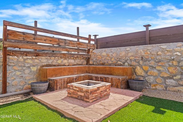 7866 ENCHANTED CIRCLE Drive, El Paso, TX 79911