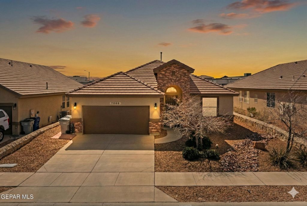 7866 ENCHANTED CIRCLE Drive, El Paso, TX 79911