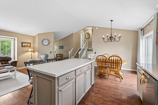 7833 Jorgensen Avenue S, Cottage Grove, MN 55016