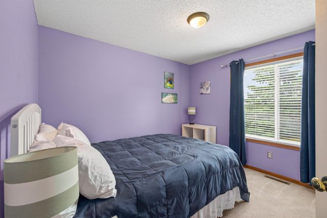 7833 Jorgensen Avenue S, Cottage Grove, MN 55016
