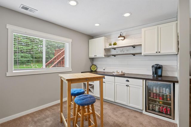 7833 Jorgensen Avenue S, Cottage Grove, MN 55016