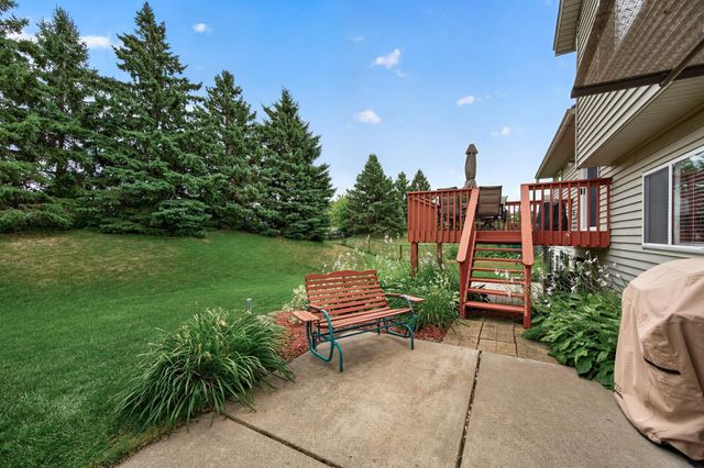 7833 Jorgensen Avenue S, Cottage Grove, MN 55016