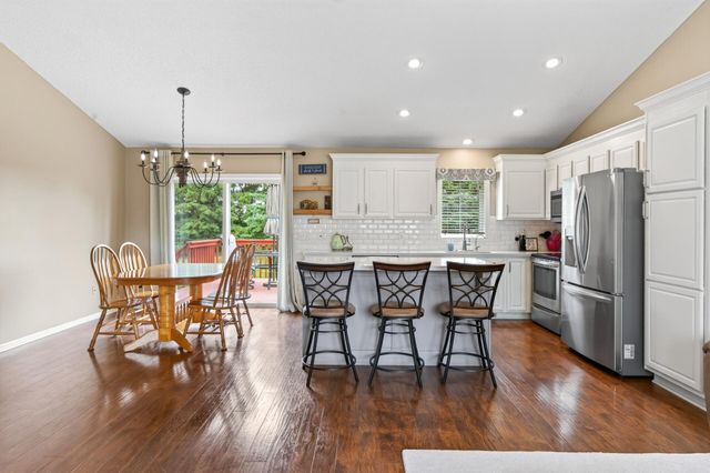 7833 Jorgensen Avenue S, Cottage Grove, MN 55016
