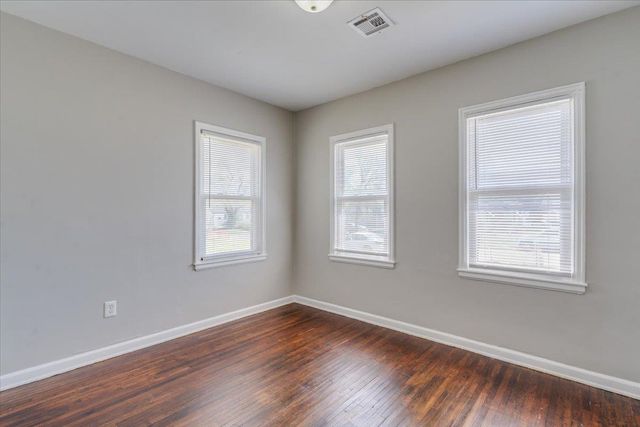 4902 E Pine, Wichita, KS 67208