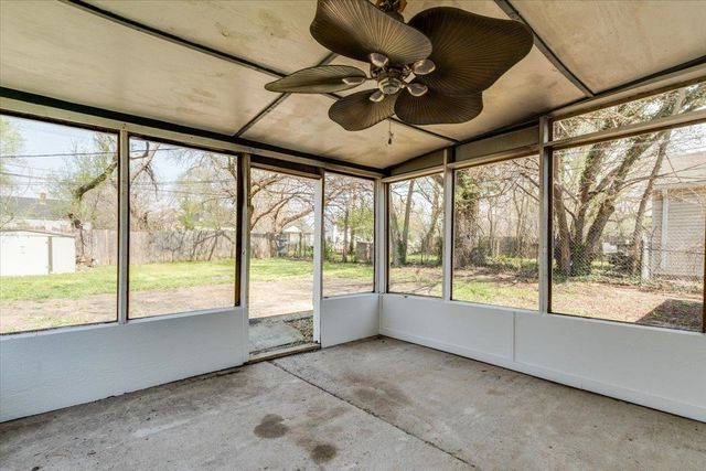 4902 E Pine, Wichita, KS 67208