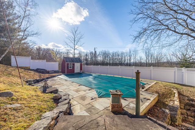 53 Saint Michaels Terrace, Carmel, NY 10512