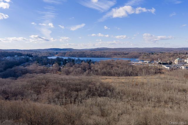 53 Saint Michaels Terrace, Carmel, NY 10512