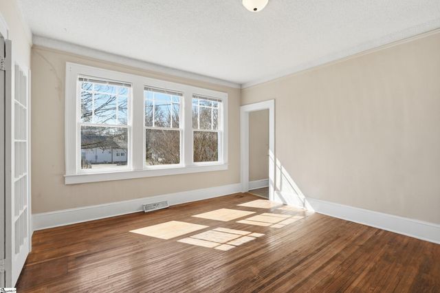 202 S 5th Street, Easley, SC 29640