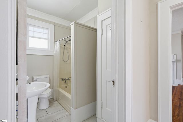 202 S 5th Street, Easley, SC 29640