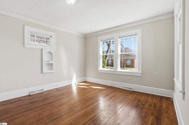 202 S 5th Street, Easley, SC 29640