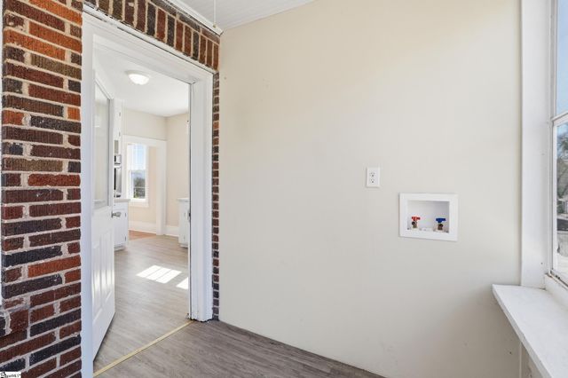 202 S 5th Street, Easley, SC 29640