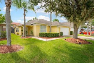 1017 LAKE BERKLEY DR, Kissimmee, FL 34746
