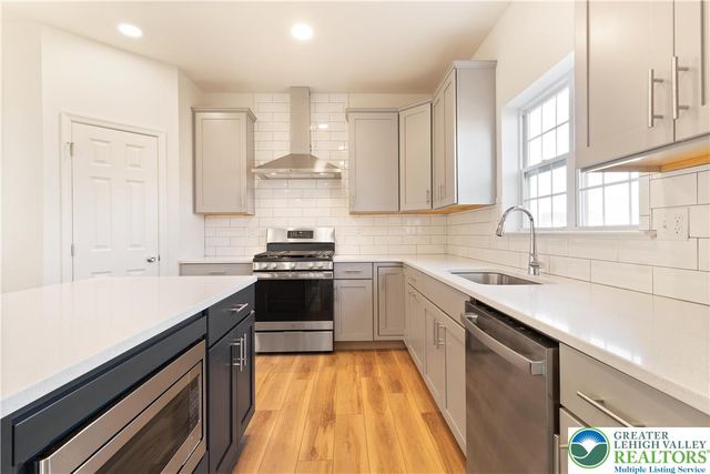 77 Tumble Creek Road 14, Williams Twp, PA 18042