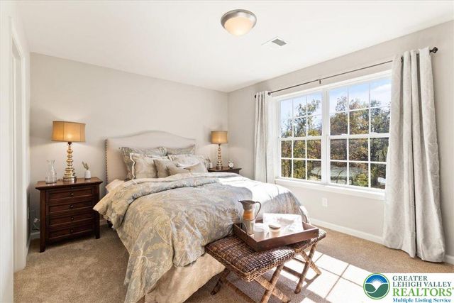 77 Tumble Creek Road 14, Williams Twp, PA 18042