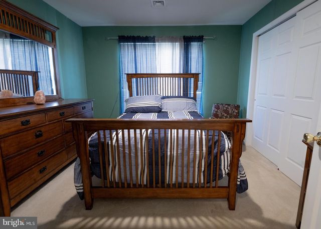 184 BOWERS AVE, Phillipsburg, NJ 08865