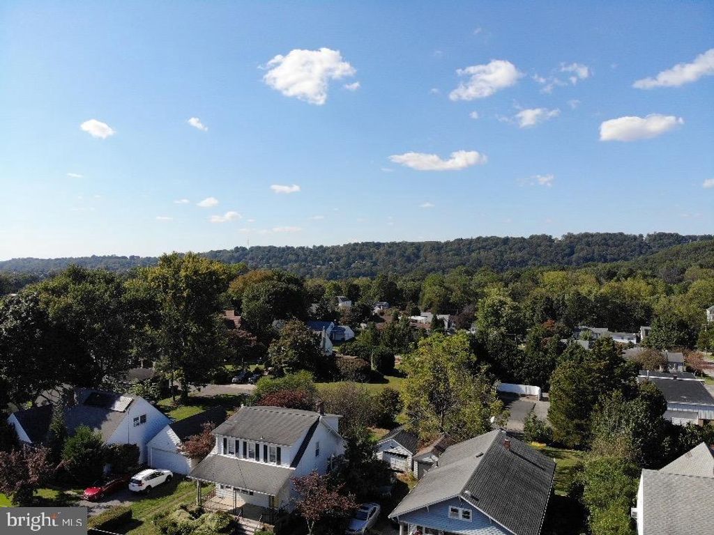 184 BOWERS AVE, Phillipsburg, NJ 08865