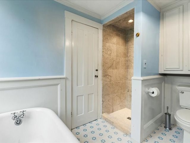 1015 Hortonville Rd, Swansea, MA 02777