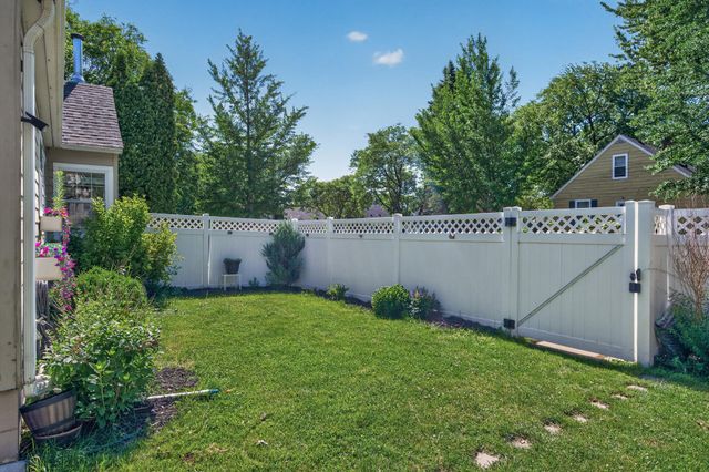 5844 11th Avenue S, Minneapolis, MN 55417