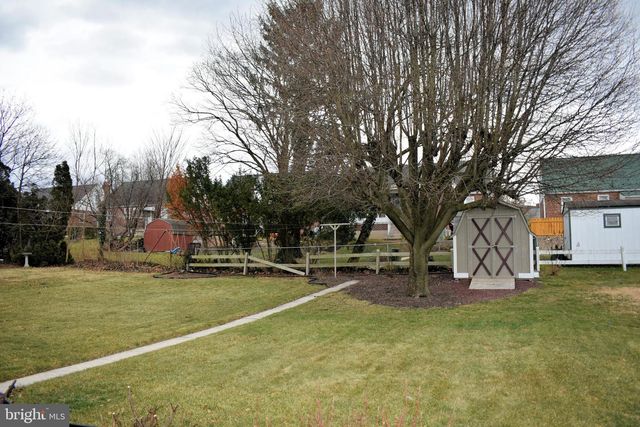 436 GRANDVIEW AVE, Chambersburg, PA 17201