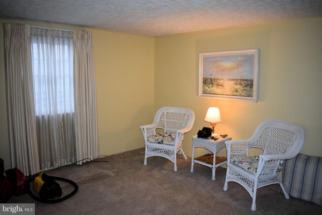 436 GRANDVIEW AVE, Chambersburg, PA 17201