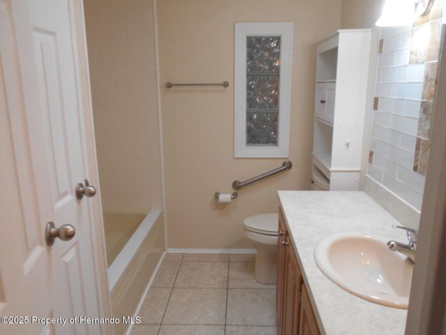 7507 Dinsmore Street, Brooksville, FL 34613