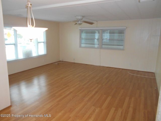 7507 Dinsmore Street, Brooksville, FL 34613