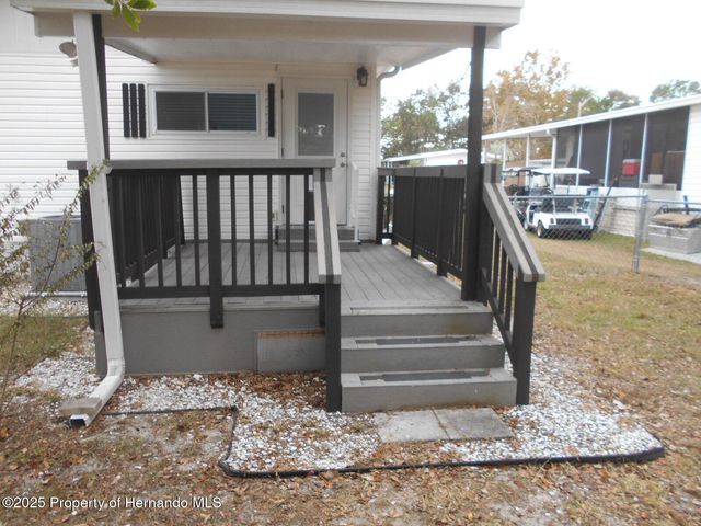 7507 Dinsmore Street, Brooksville, FL 34613