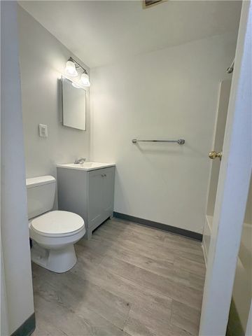 1120 Swissvale Ave First Floor, Wilkinsburg, PA 15221