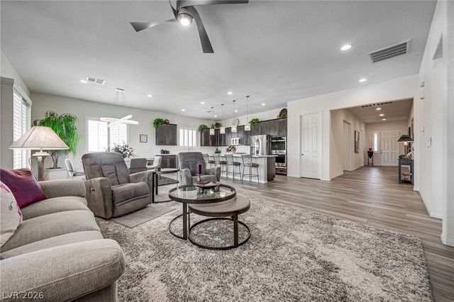 6225 Gambetta Street, Las Vegas, NV 89115