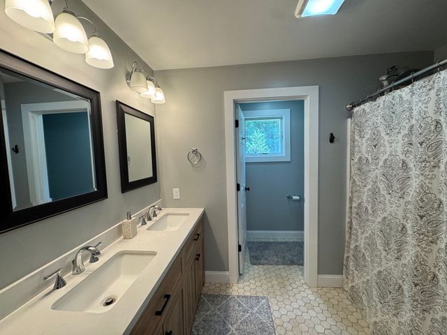 1617 Plymouth St 1, East Bridgewater, MA 02333