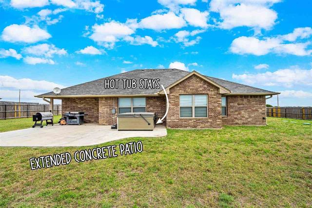 11325 SW Woodlawn Rd, Lawton, OK 73505
